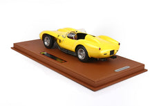 Load image into Gallery viewer, Ferrari 250 Testarossa 1957 - yellow - 1:18
