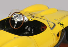 Load image into Gallery viewer, Ferrari 250 Testarossa 1957 - yellow - 1:18
