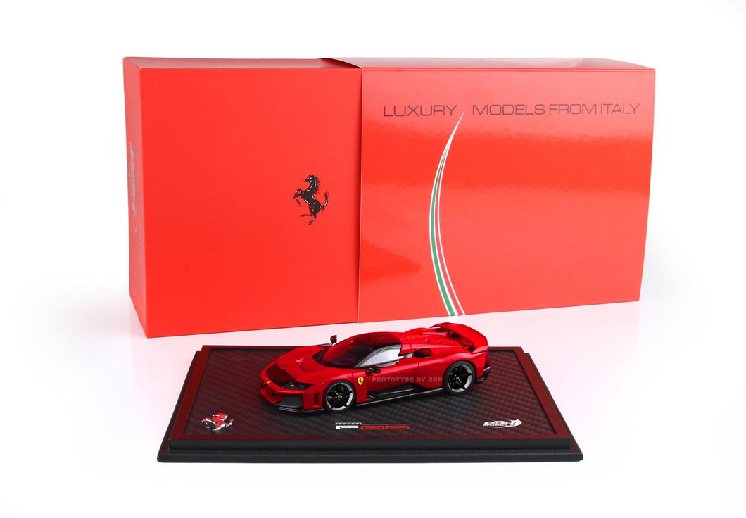 Ferrari F80 - Rosso Supercar and carbon wheels - 1:43