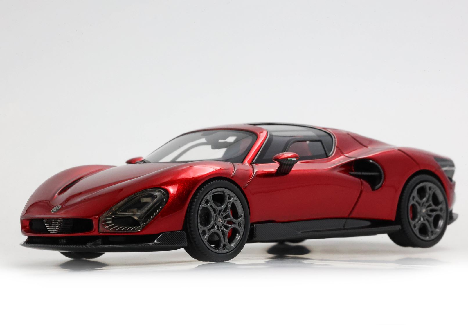 Alfa Romeo 33 Stradale - Red Villa D'Este - 1:43