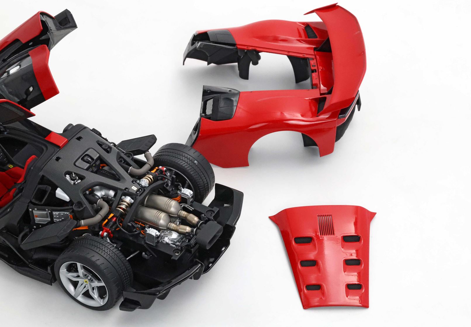 Ferrari F80 - Rosso Corsa diecast open parts - 1:18
