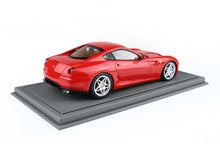 Load image into Gallery viewer, Ferrari 599 GTB - Rosso Corsa - 1:18
