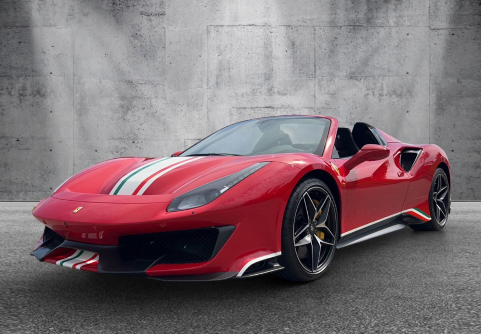 Ferrari 488 Pista Spider - Rosso Corsa with Italian Stripe - 1:18