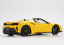 Load image into Gallery viewer, Ferrari 488 Pista Spider - Giallo Modena with two black stripes - 1:18
