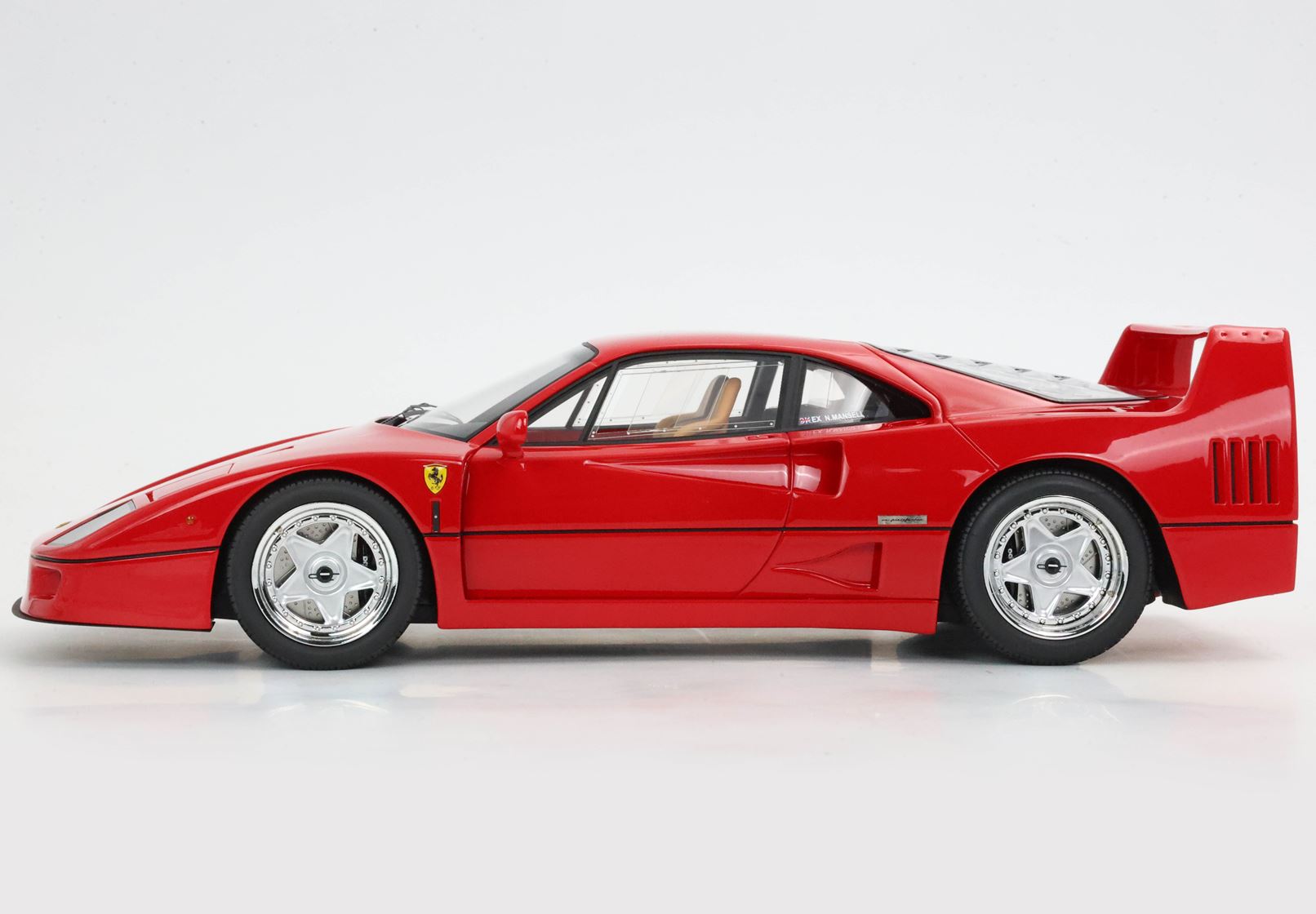 Ferrari F40 1987 - Rosso Corsa ex Nigel Mansell - 1:18