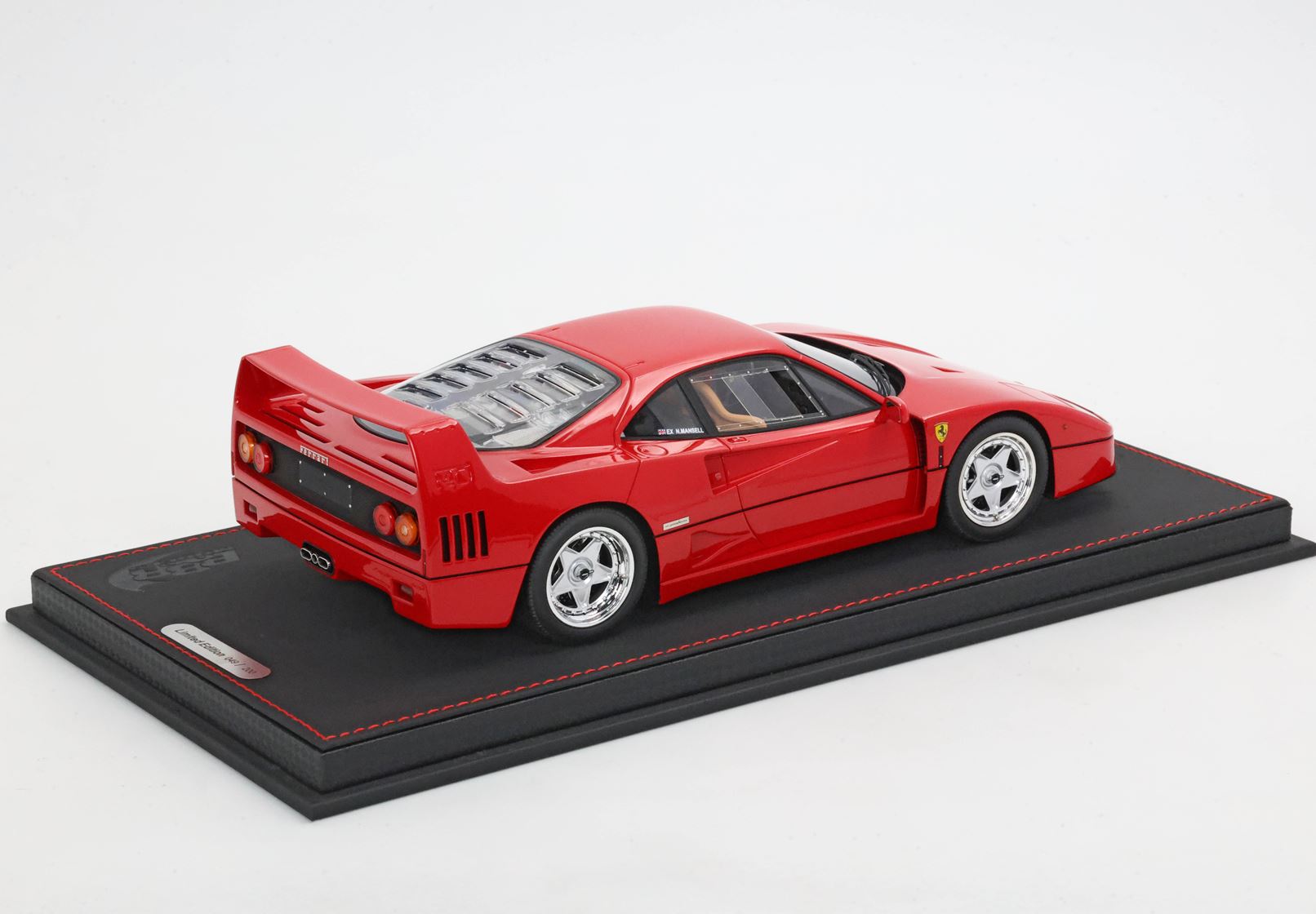BBRモデル FERRARI F40 STREET 1987 Bbr-Models Bbrks013-Vet Ferrari - F40 1987 - With Showcase