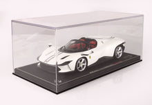 Load image into Gallery viewer, Ferrari Daytona SP3 Icona - BBR Pearl White - 1:18
