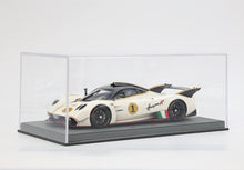 Load image into Gallery viewer, Pagani Huayra R - White Benny with gloss carbon roof - 1:18
