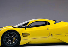 Load image into Gallery viewer, Pagani Utopia - yellow - 1:18
