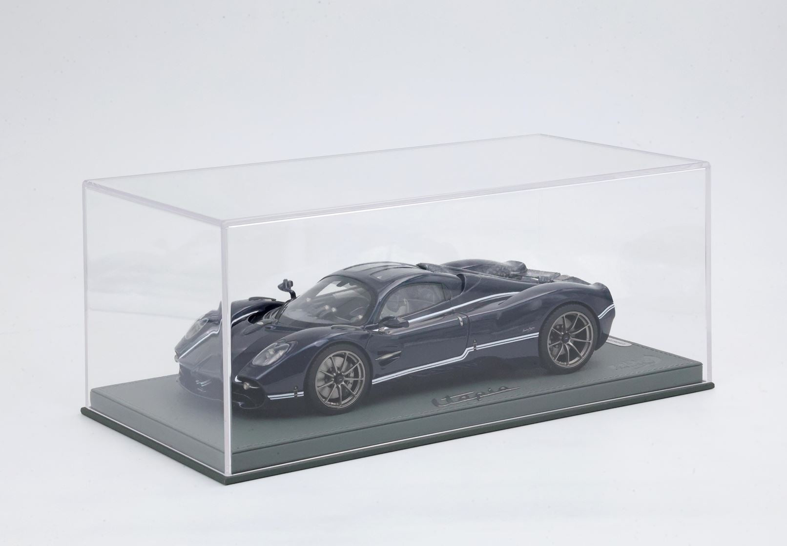Pagani Utopia - Blu Midnight glossy - 1:18