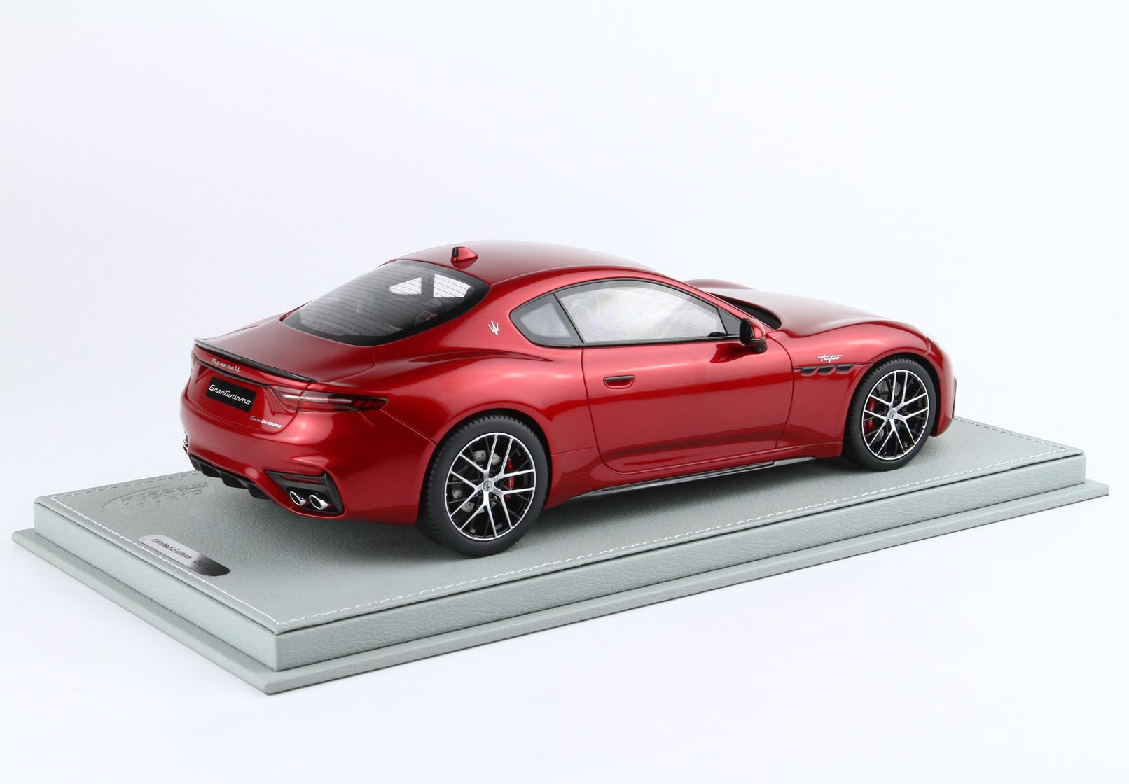 Maserati Granturismo Trofeo - Rosso GT - 1:18