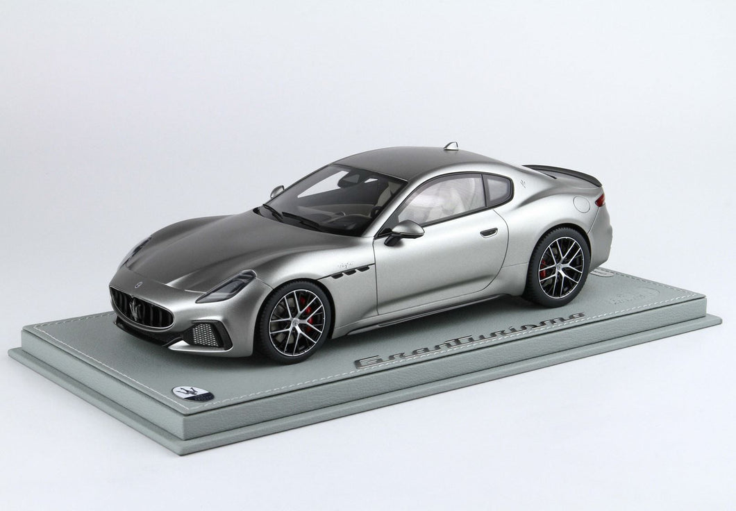 Maserati Granturismo Trofeo - Maratea Matte Grey - 1:18