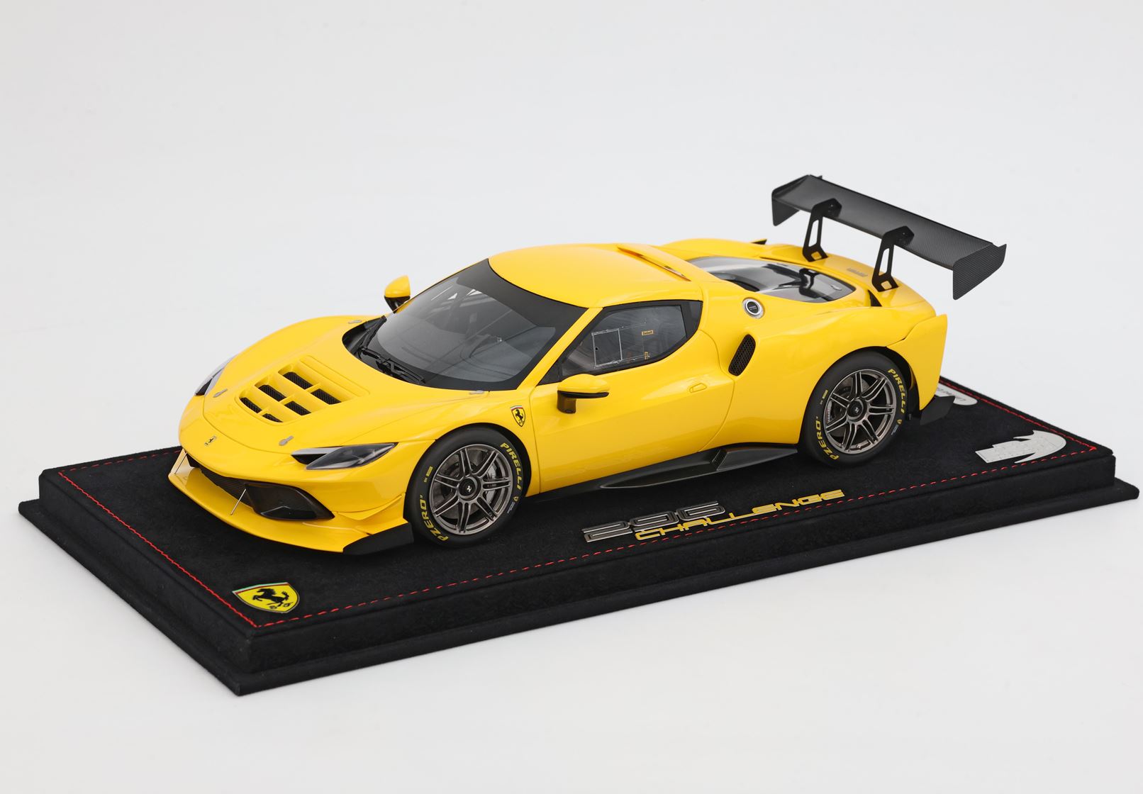 Ferrari 296 Challenge - Giallo Modena - 1:18