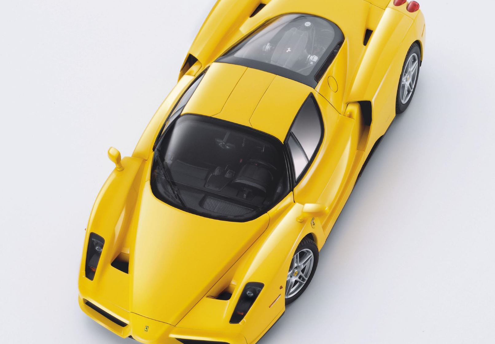 Ferrari Enzo open parts - Giallo Modena with silver wheels - 1:18