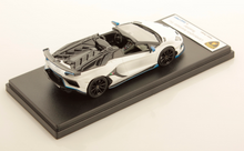 Load image into Gallery viewer, Lamborghini Aventador SVJ Xago Edition - blue alcantara base - 1:43
