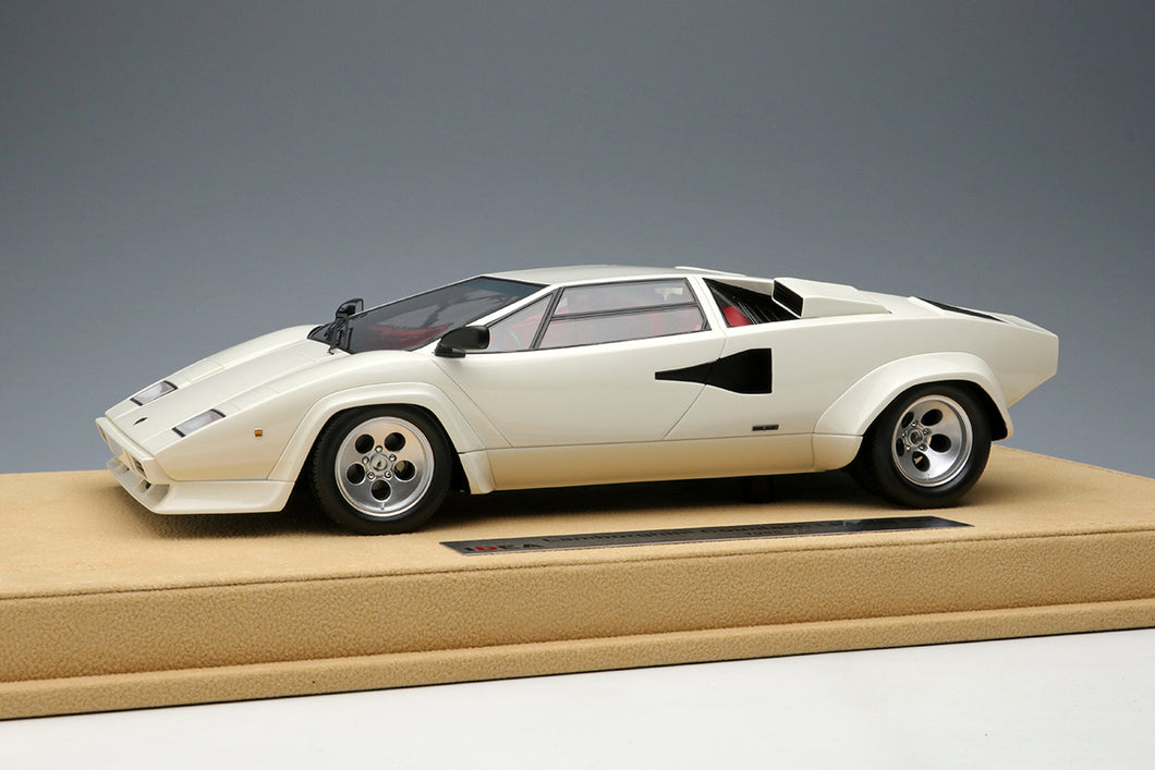 Lamborghini Countach LP5000QV 1985 - white - 1:18
