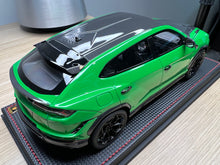 Load image into Gallery viewer, Lamborghini Urus Performante - Verde Viper - 1:18
