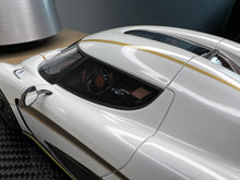 Load image into Gallery viewer, Koenigsegg Regera pearl white 7175 - 1:18
